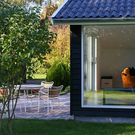 בית נופש The Comfort Of Merges With Nature Holbæk